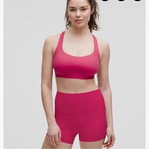💓 lululemon ripened raspberry energy sports bra size 6